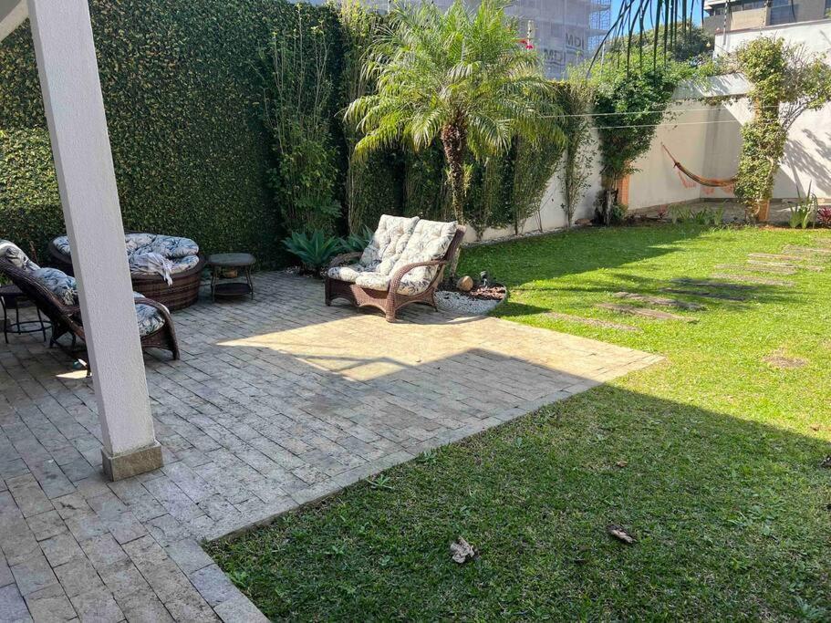 Holiday home Linda Casa Com Amplo Jardim! Curitiba